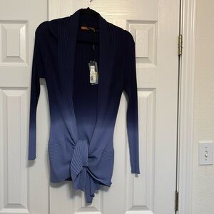 Belldini sweater long sleeves flared at bottom